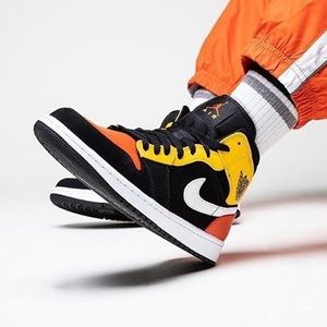 Air Jordan 1 Mid SE Amarillo